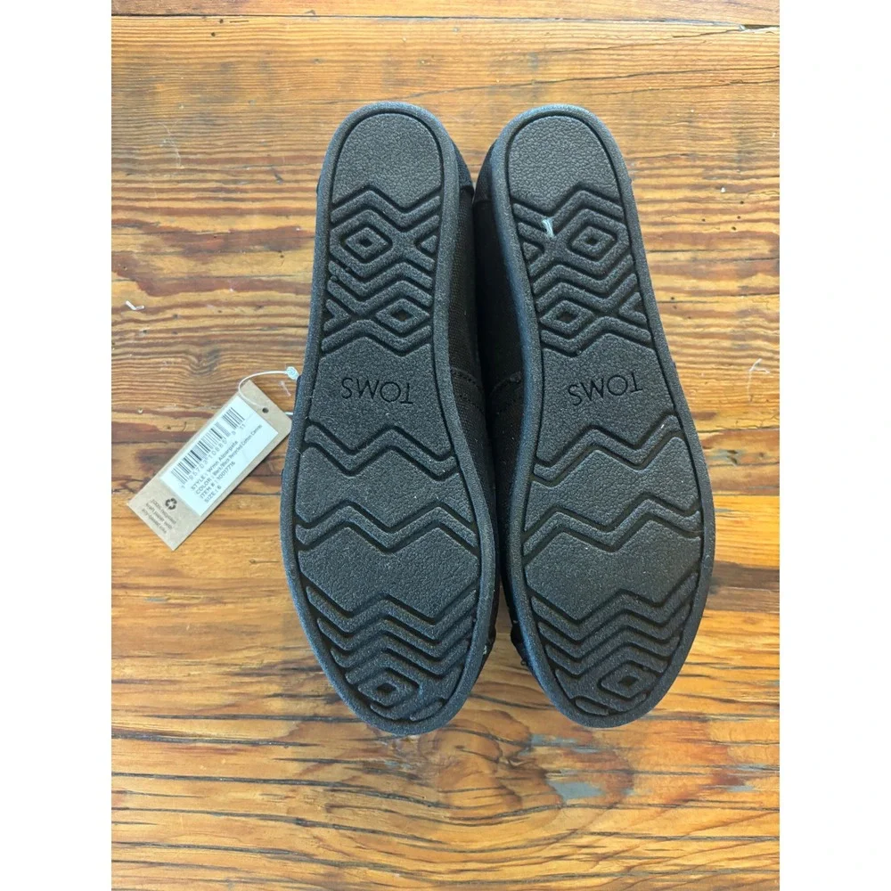 NWT TOMS Womens Alpargata Black Recycled Cotton Canvas Shoes 10017716 Size 6
